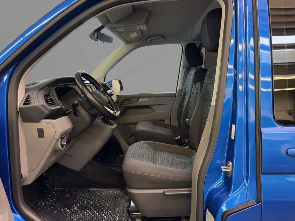 Volkswagen T6.1 Caravelle - Imagem 9