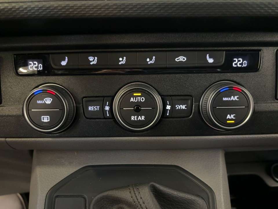 Volkswagen T6.1 Caravelle - Imagem 11