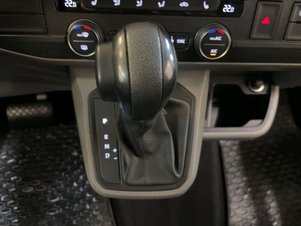 Volkswagen T6.1 Caravelle - Imagem 14