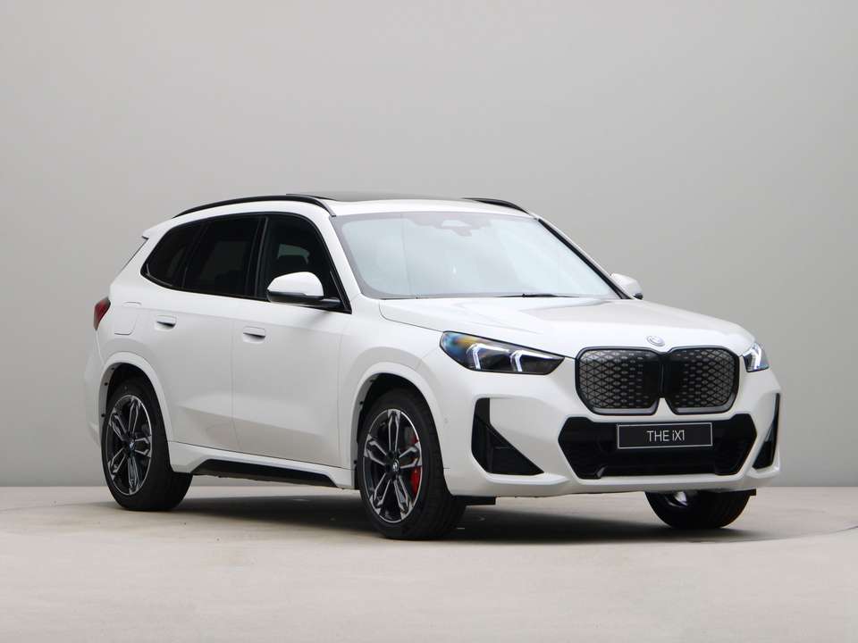 BMW iX1 - Imagem 7