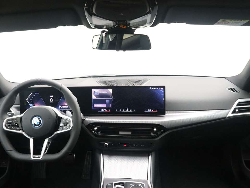 BMW 330 - Imagem 13