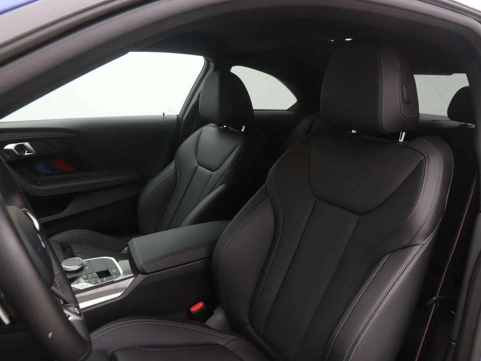 BMW 240 - Imagem 5