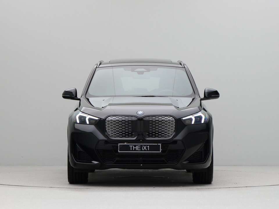 BMW iX1 - Imagem 5