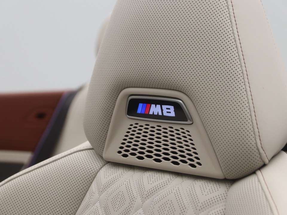 BMW M8 - Imagem 7
