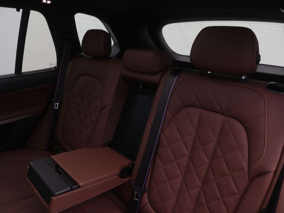 BMW X5 - Imagem 15