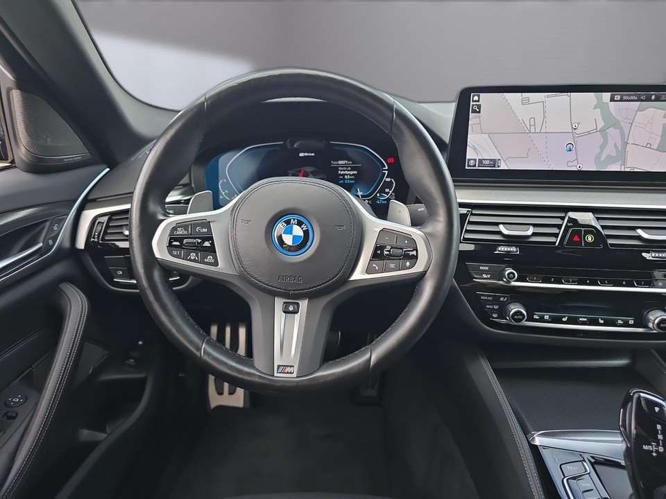 BMW 530 - Imagem 12