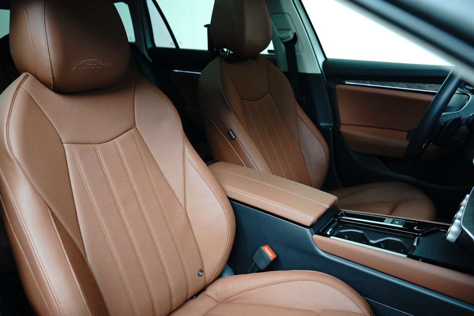 Car picture 6