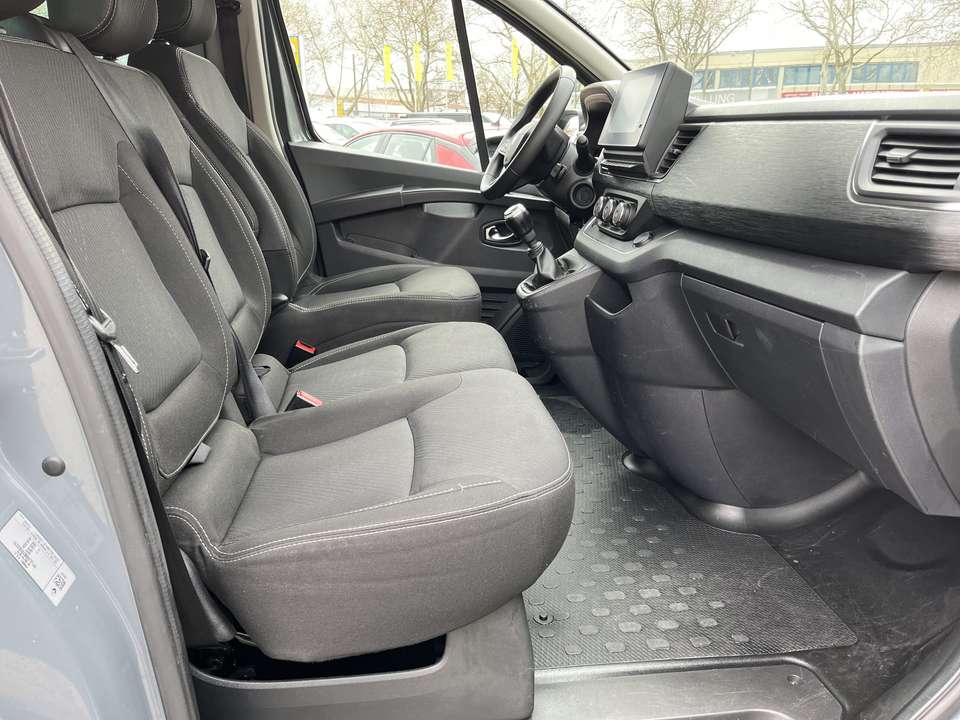 Renault Trafic - Imagem 9