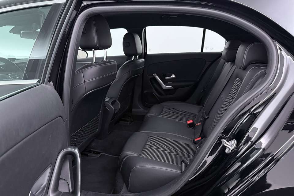Mercedes-Benz A 200 - Imagem 9