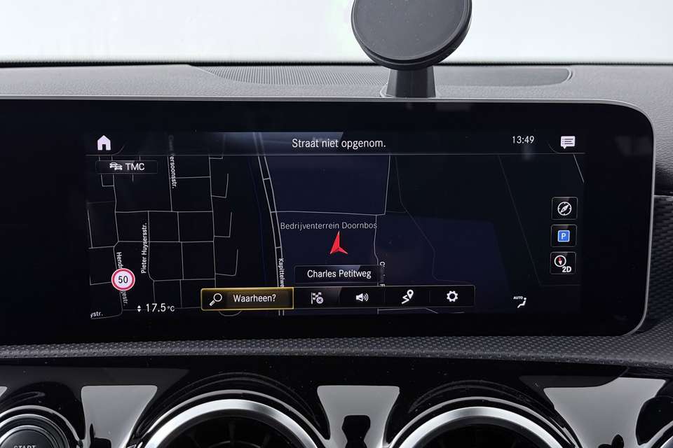 Mercedes-Benz A 200 - Imagem 11