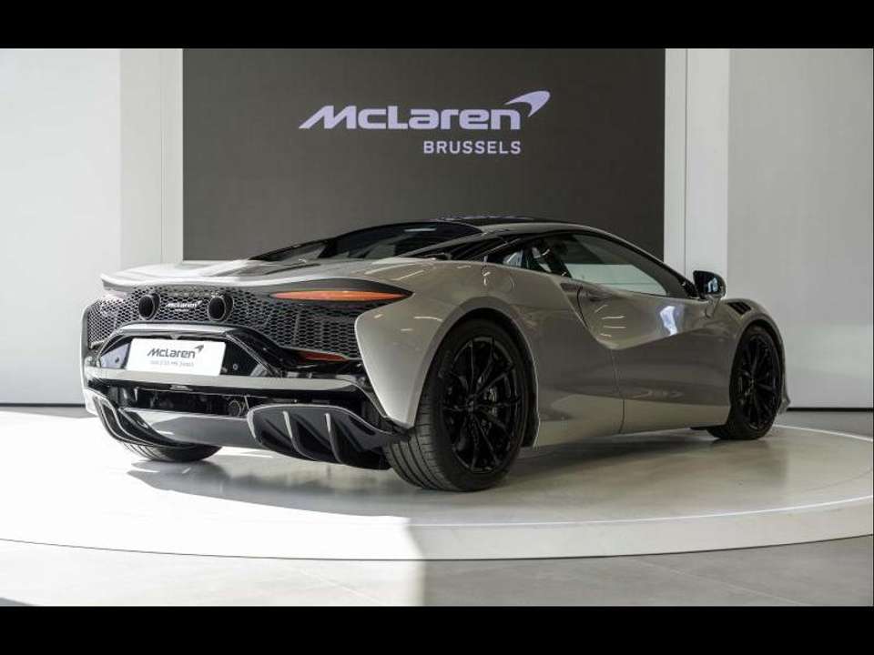 McLaren Artura - Imagem 3
