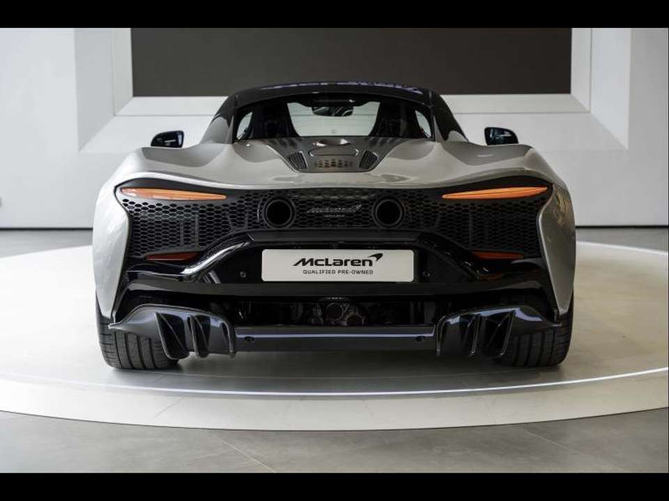 McLaren Artura - Imagem 8