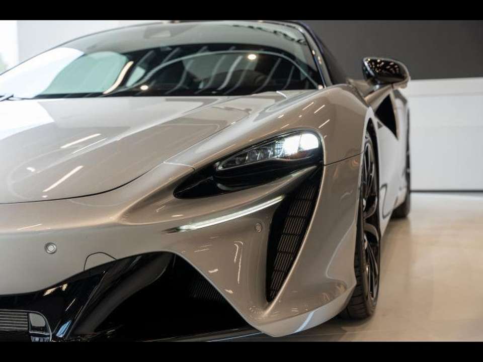 McLaren Artura - Imagem 14
