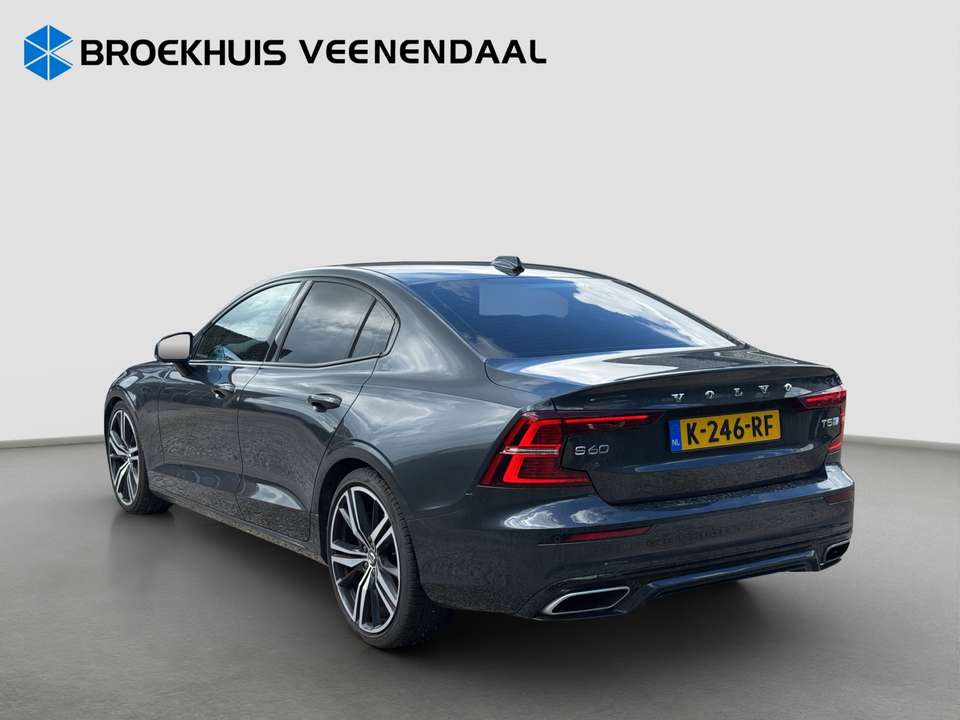 Volvo S60 - Imagem 2