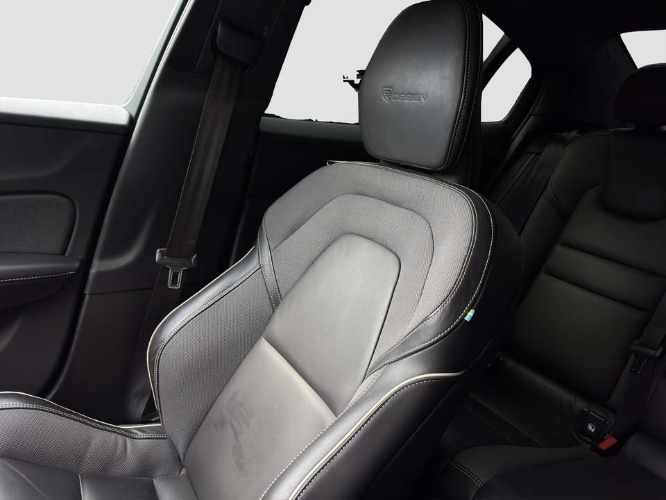 Volvo S60 - Imagem 9