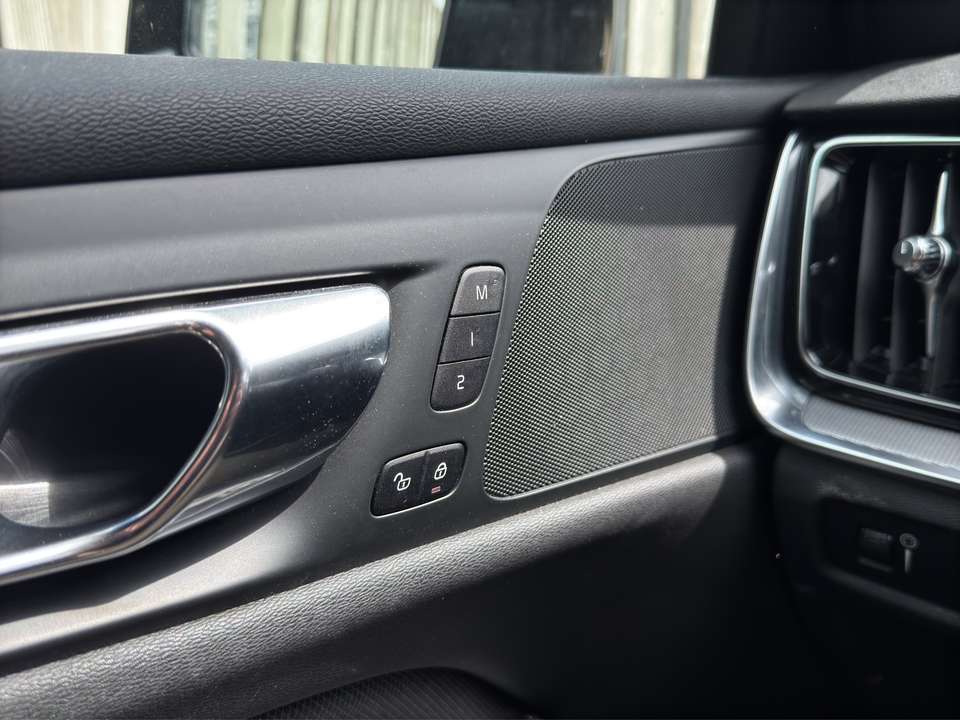 Volvo S60 - Imagem 12
