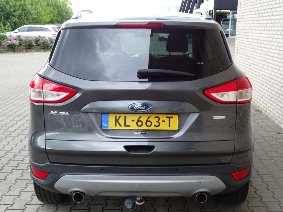 Ford Kuga - Imagem 8