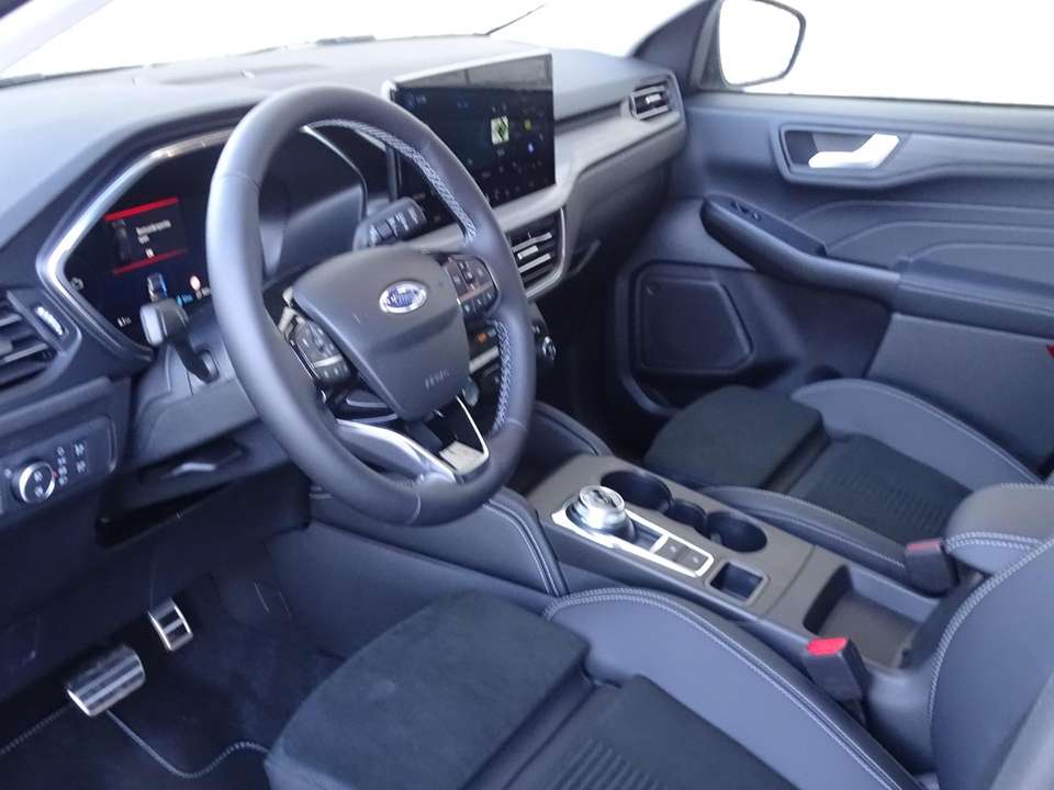 Ford Kuga - Imagem 10