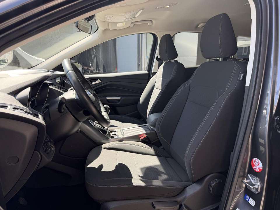 Ford Kuga - Imagem 12