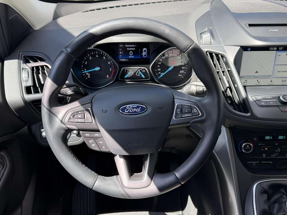 Ford Kuga - Imagem 15