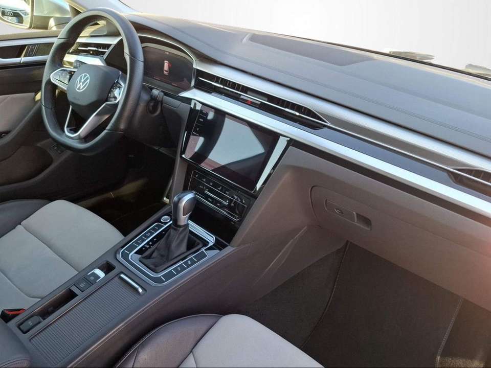 Car picture 11