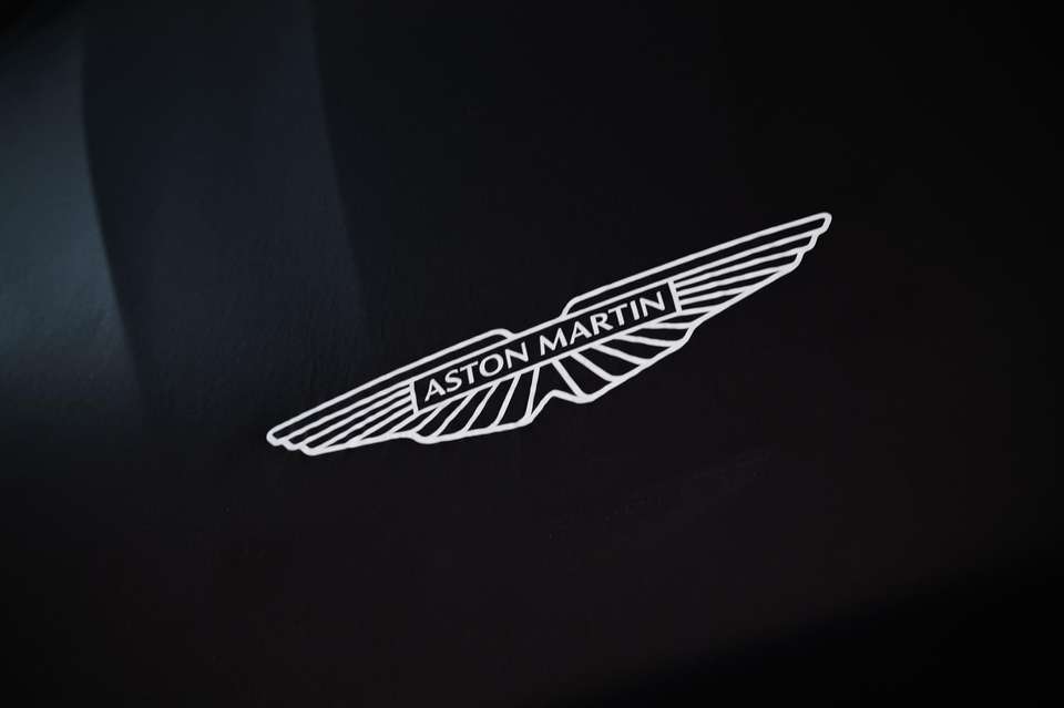 Aston Martin Vantage - Imagem 2