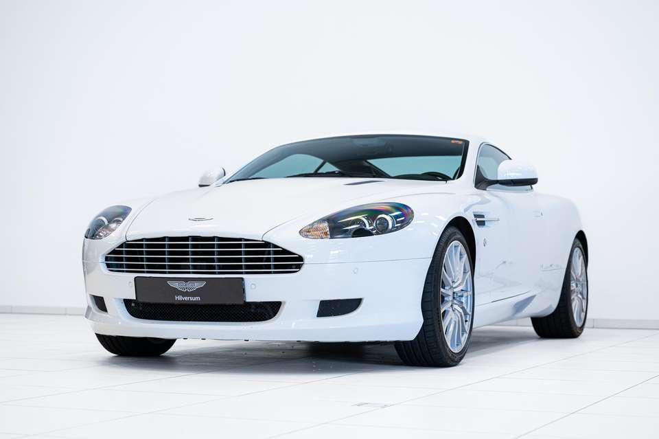 Aston Martin DB9 - Imagem 3