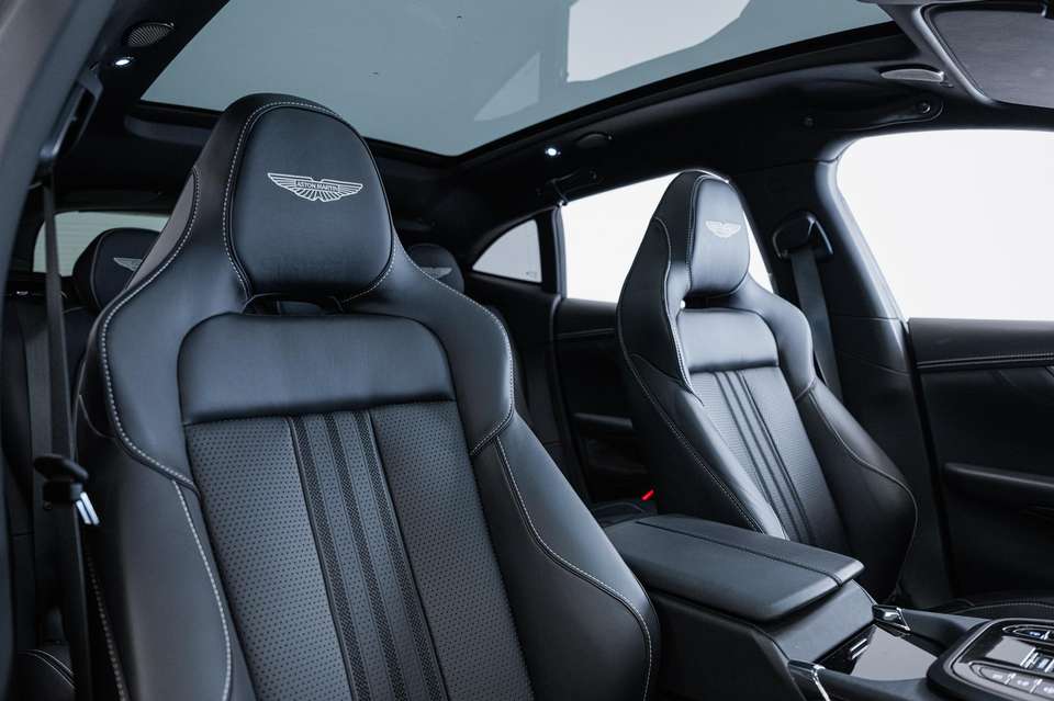 Aston Martin DBX - Imagem 5