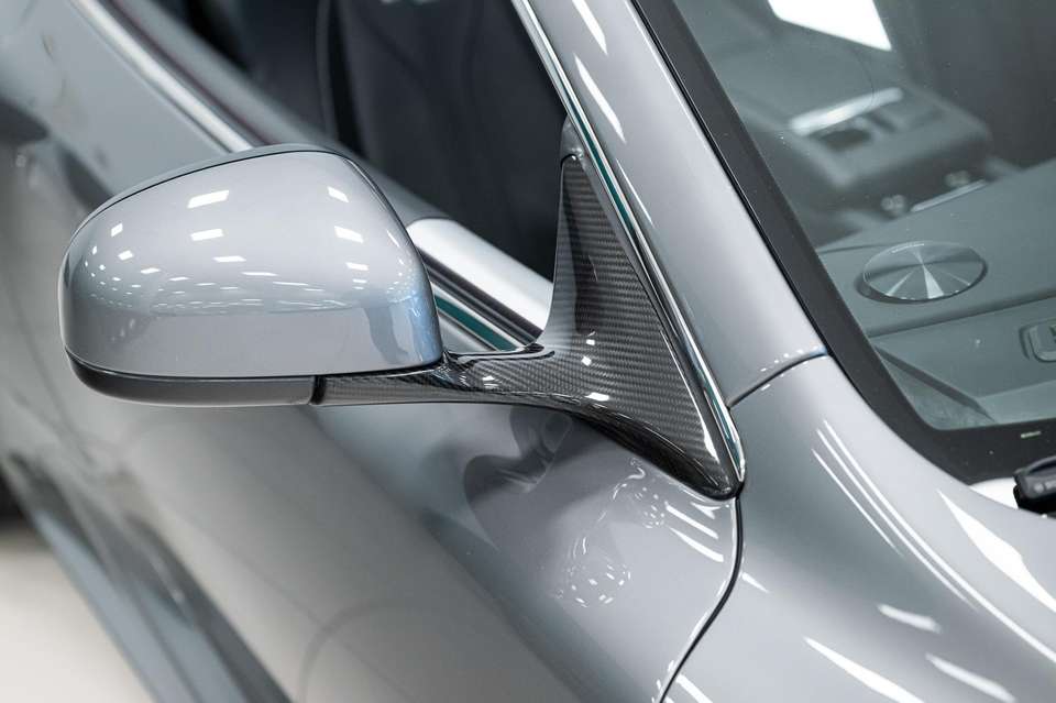Aston Martin DBS - Imagem 14