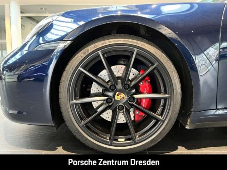 Porsche 992 - Imagem 8