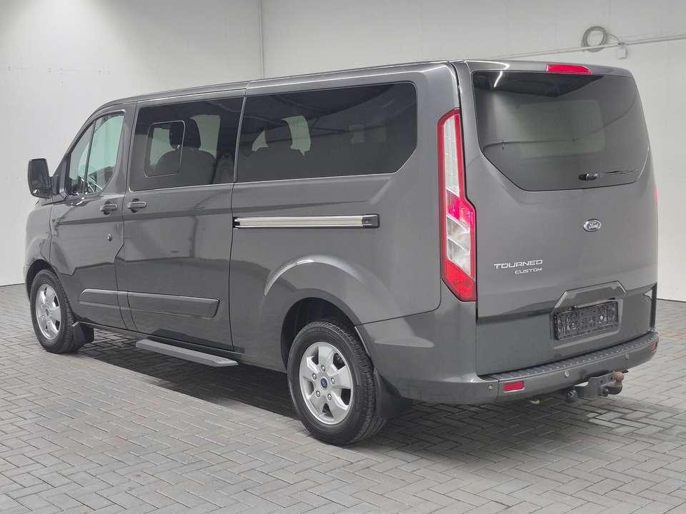 Ford Tourneo Custom - Imagem 3