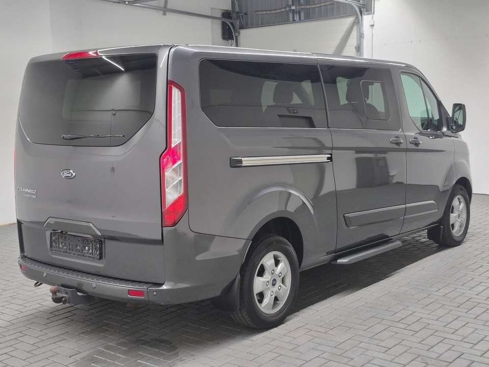 Ford Tourneo Custom - Imagem 4