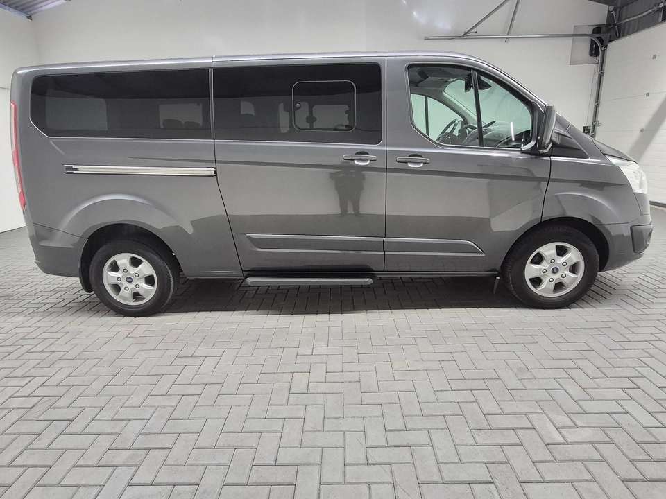 Ford Tourneo Custom - Imagem 5