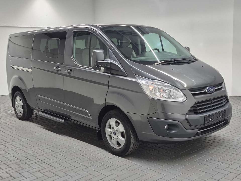 Ford Tourneo Custom - Imagem 6