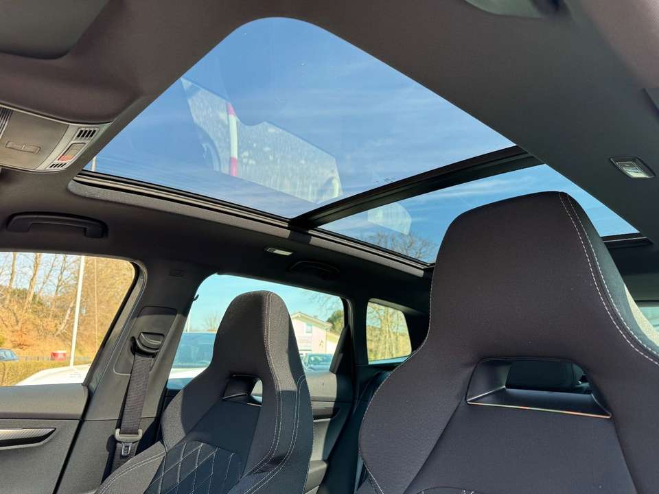 Skoda Karoq - Imagem 11