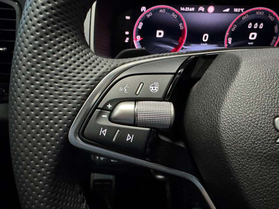Skoda Karoq - Imagem 14