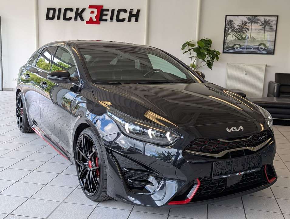 Kia ProCeed / pro_cee'd - Imagem 1
