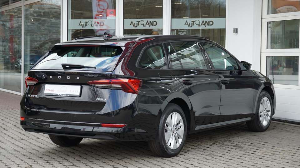 Skoda Octavia - Imagem 6