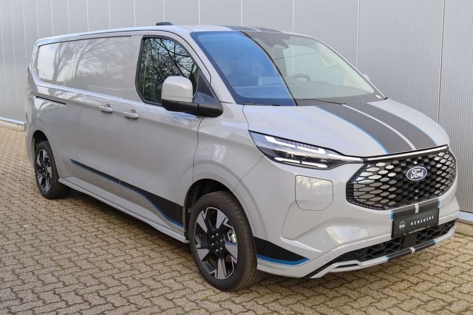 Ford Transit Custom - Imagem 1