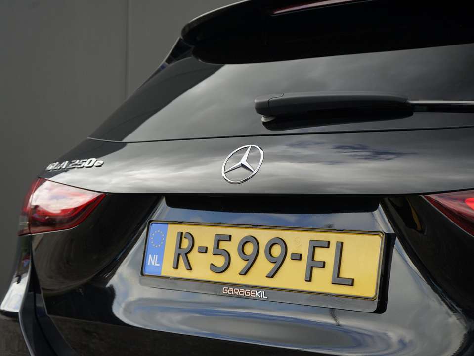 Mercedes-Benz GLA 250 - Imagem 12