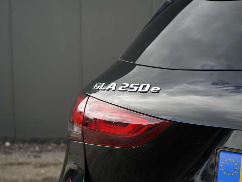 Mercedes-Benz GLA 250 - Imagem 13