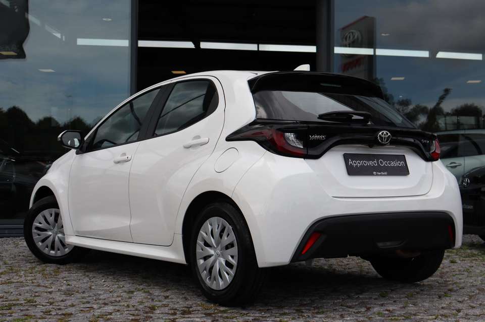 Toyota Yaris - Imagem 6