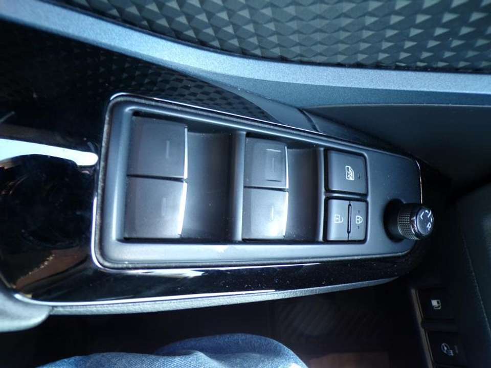 Toyota C-HR - Imagem 15