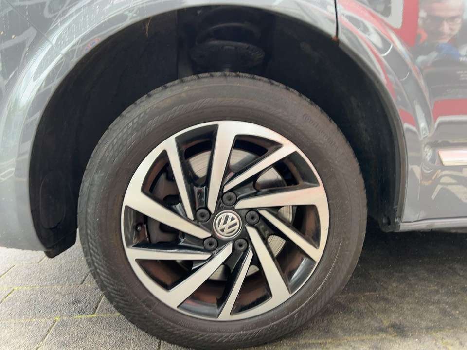 Volkswagen T6.1 Multivan - Imagem 12