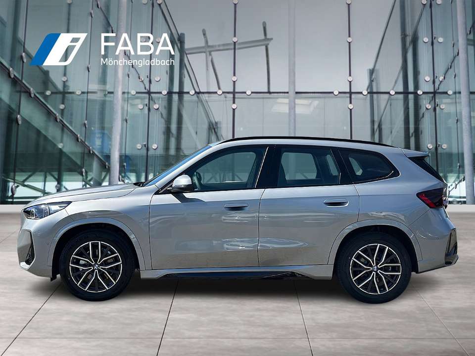 BMW iX1 - Imagem 5