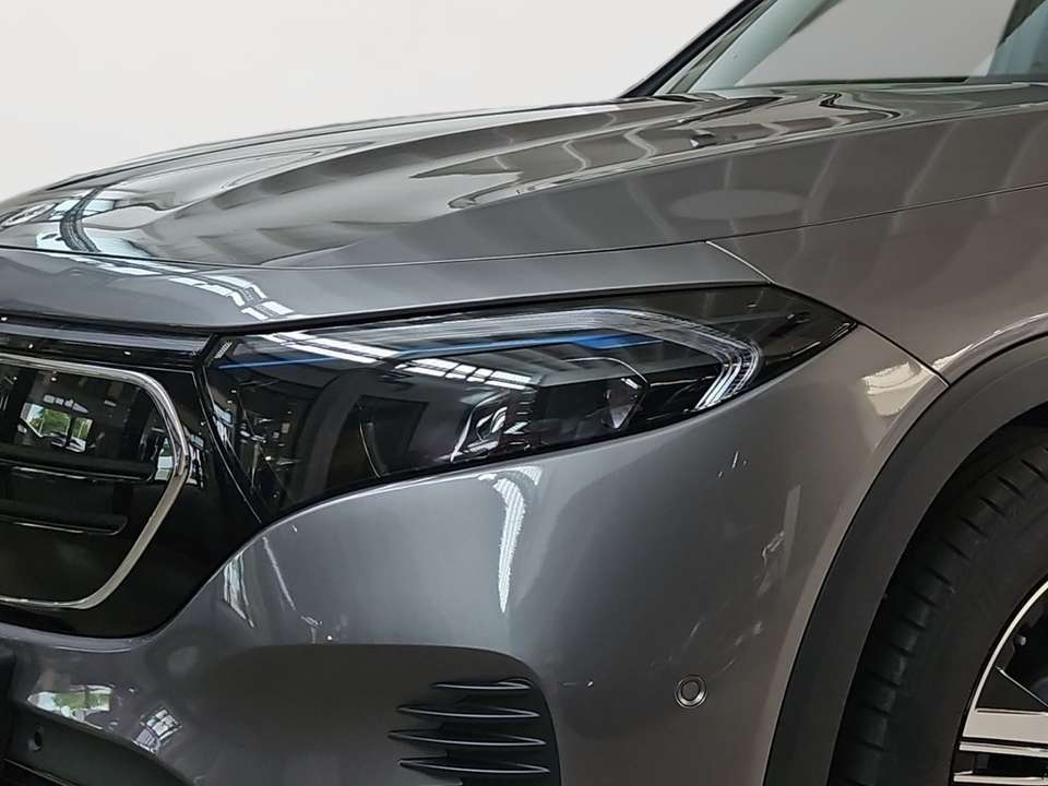 Mercedes-Benz EQB 250 - Imagem 5
