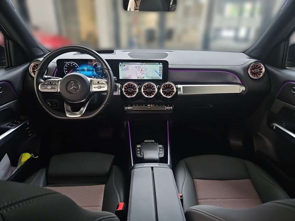 Mercedes-Benz EQB 250 - Imagem 10
