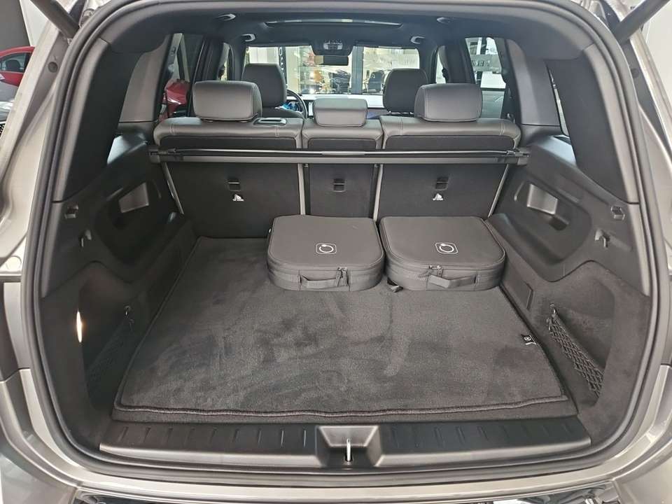 Mercedes-Benz EQB 250 - Imagem 12