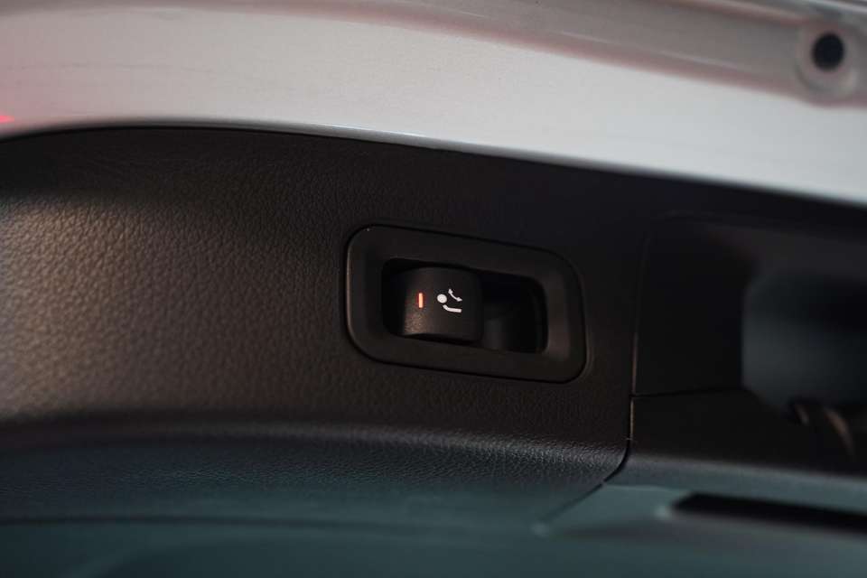 Mercedes-Benz GLA 250 - Imagem 12