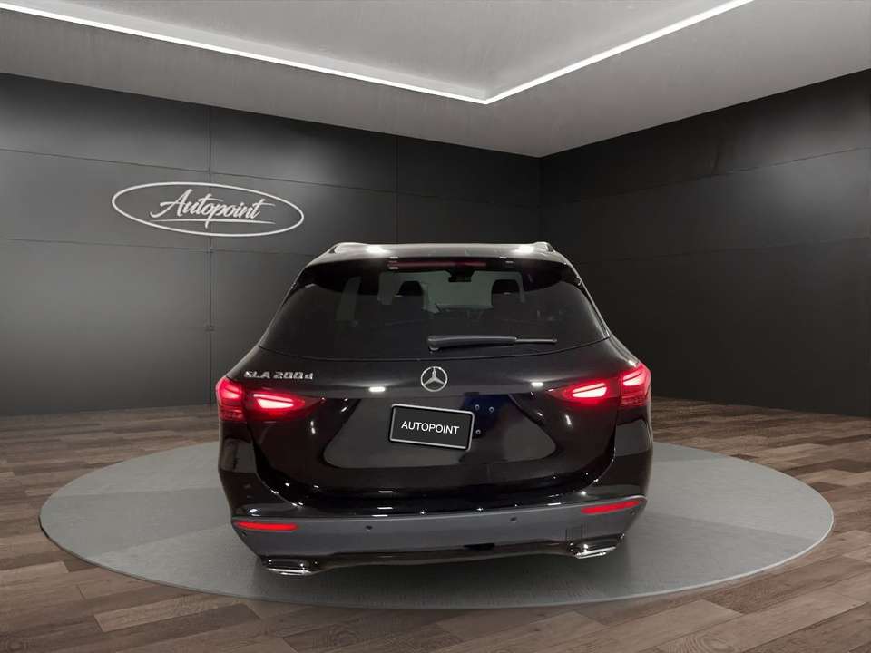 Mercedes-Benz GLA 200 - Imagem 6